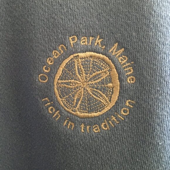 Vintage light blue pullover sweatshirt (unisex, sizes XS through L) - Picture 10 of 10